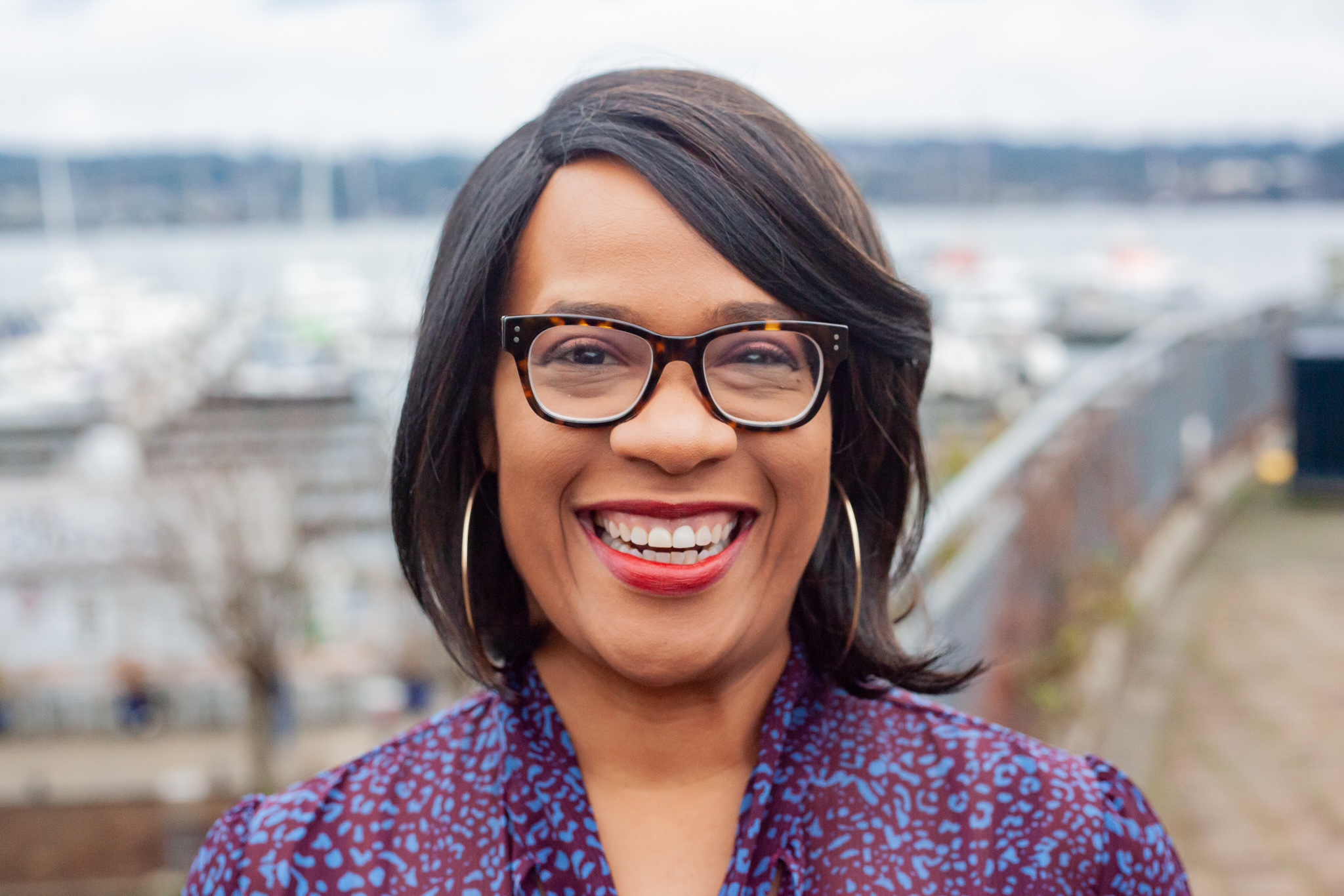 Headshot of Lucretia Robertson